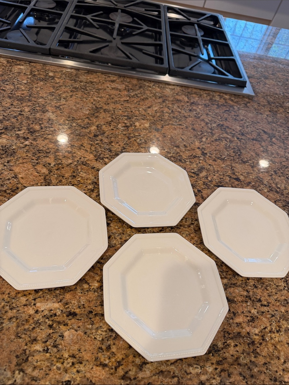 Johnson Bros. Heritage White set of 4 salad plates (7 3/4 in) octagon shape bead